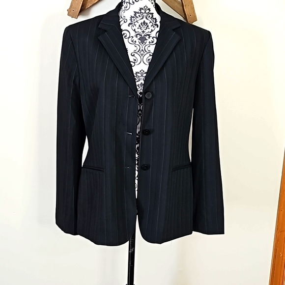 Jones New York Jackets & Blazers - Jones New York Wonan's Dress Jacket EUC